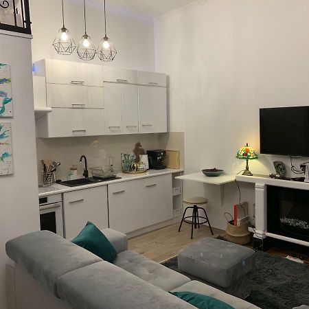 Charming Studio Apartment In The Heart Of The Jewish District! Краков Экстерьер фото