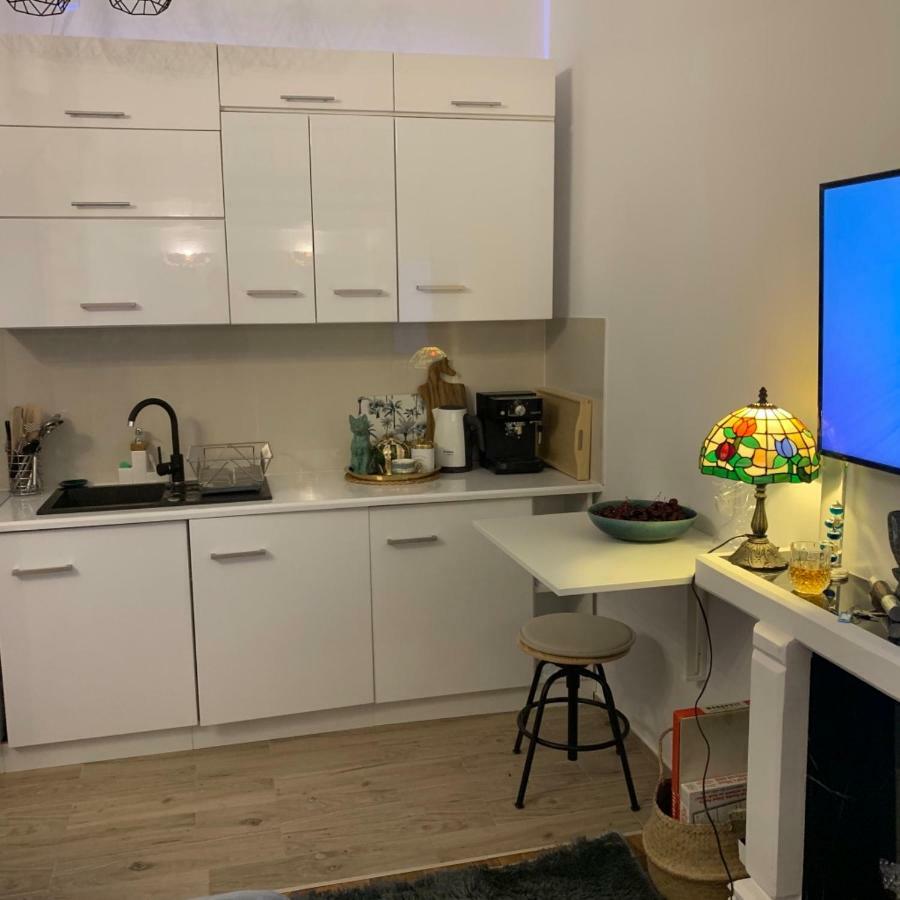 Charming Studio Apartment In The Heart Of The Jewish District! Краков Экстерьер фото